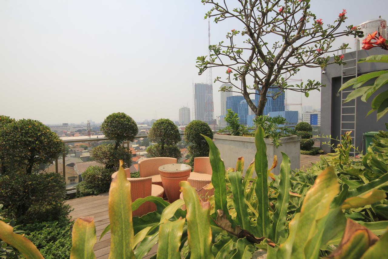 Harvia Suites Kebon Jeruk Jakarta Luaran gambar