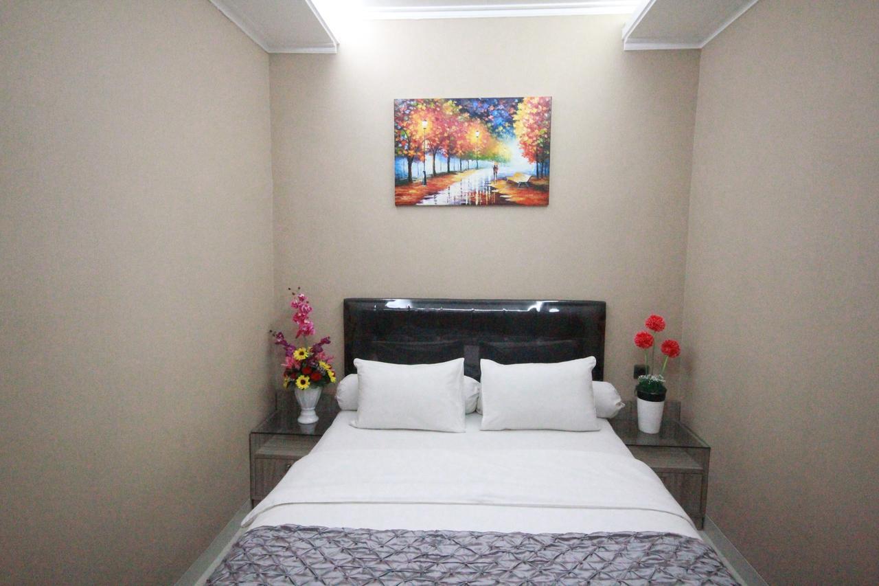 Harvia Suites Kebon Jeruk Jakarta Luaran gambar